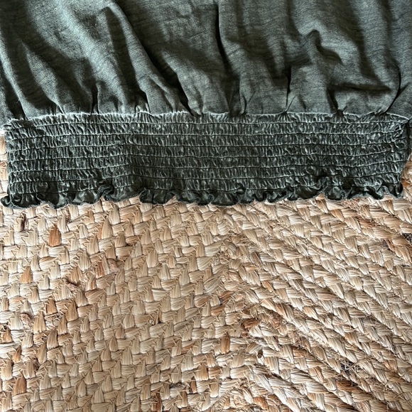 NEW Sanctuary top - Picture 2 of 9